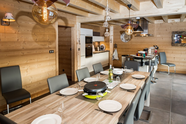 Chalet Le Bois Brulé, salle à manger, Châtel Les Portes du Soleil