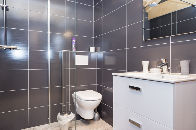 Chalet Le Bois Brulé, salle de bain, Châtel vacance montagne famille
