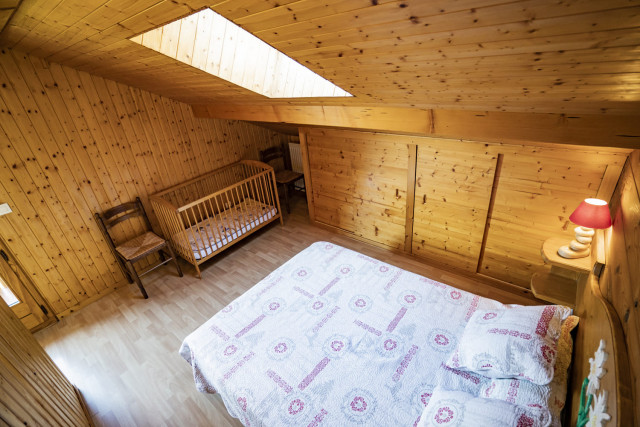 Chalet Le Muverant, Chambre lit double, Châtel Hiver 74