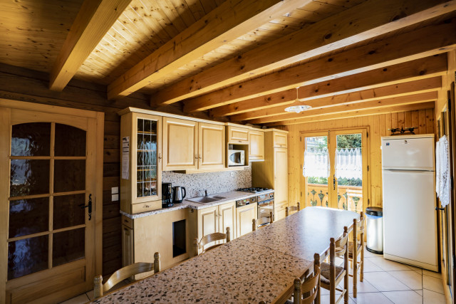 Chalet Le Muverant, Cuisine et salle à manger, Châtel Montagne 74