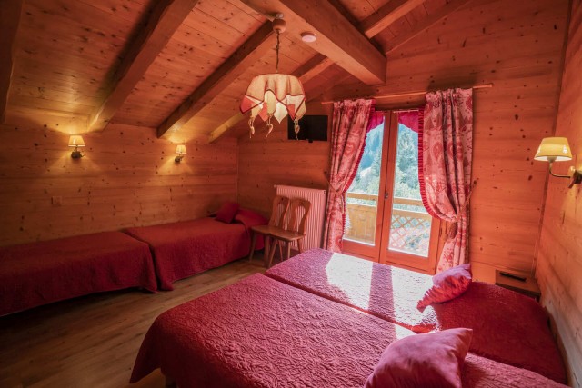 Chalet Le Noisetier  Chambre lits simples Châtel 74 Hiver