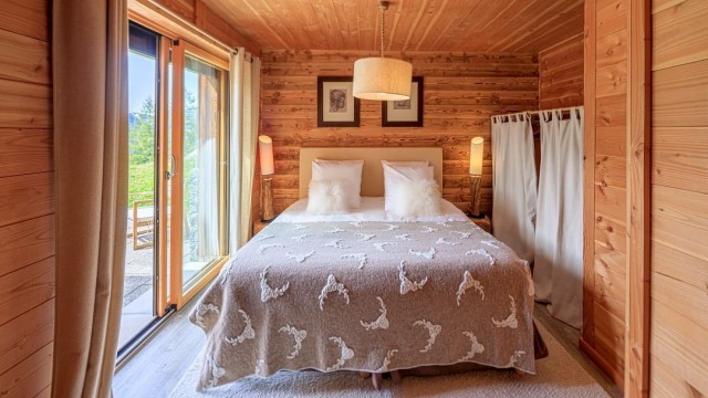Chalet le Savoyard, 12 personnes, Châtel, Petit Châtel, chambre double