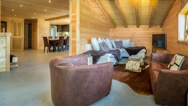 Chalet le Savoyard, 12 personnes, Châtel, Petit Châtel, salon avec télévision