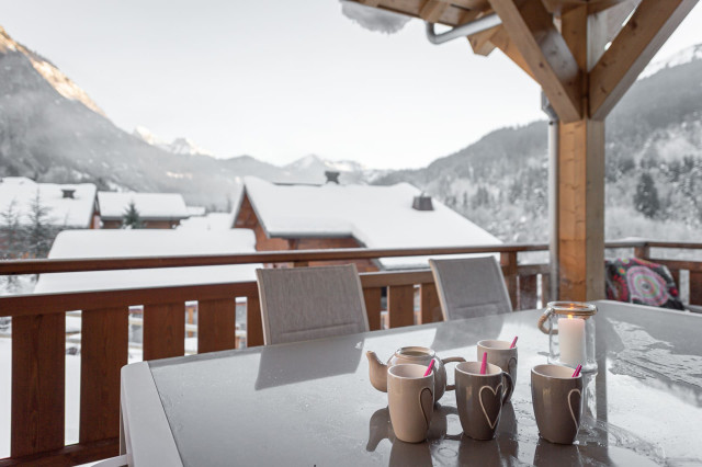 Chalet Les 4 Sam Abondance Richebourg, Balcony mountain view, Comfy Mountain Holidays