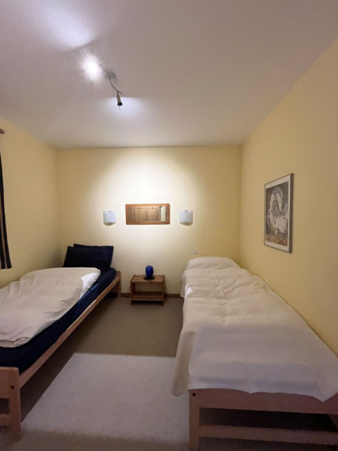 Chalet les Carlines, Bottom, Single Bedroom, Chatel, North Alpes