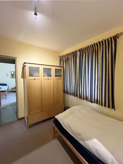 Chalet les Carlines, Bottom, Single Bedroom, Chatel, French Alpes