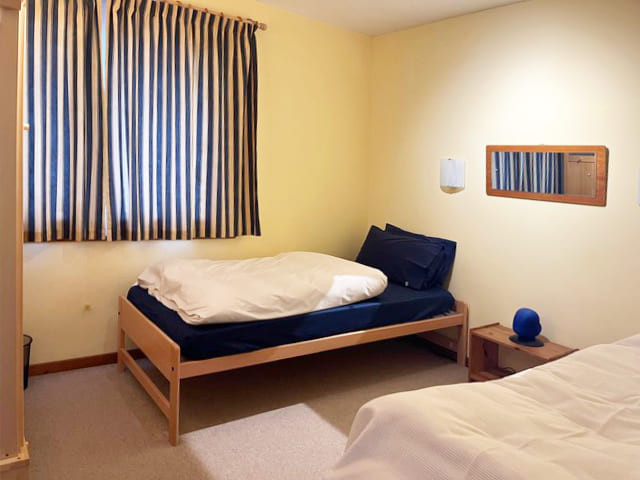 Chalet les Carlines, Bottom, Single Bedroom, Chatel, Skilift