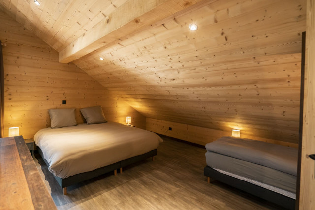 Chalet les Cerfs, Apartment 10 people, Bedroom 3 single beds, Châtel