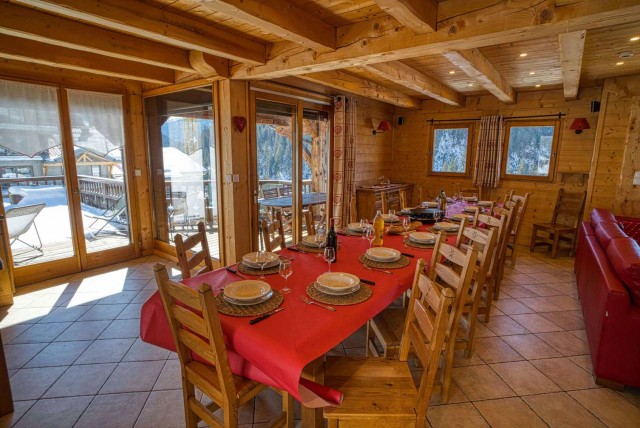 chalet les deux vallées dining room Châtel Portes du Soleil