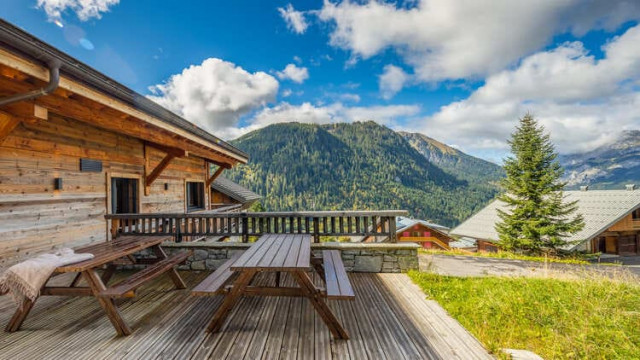 Chalet Les Laurentides, Chatel, Patio and balcony, Sun and blue sky