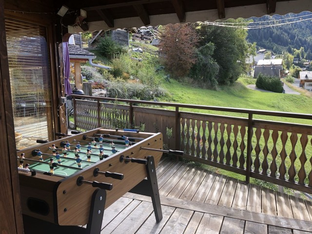 Chalet Les Loups Châtel terrace table football