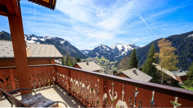 Chalet les Montagnards, Balcon vue Châtel et montagnes, Châtel Hiver 74