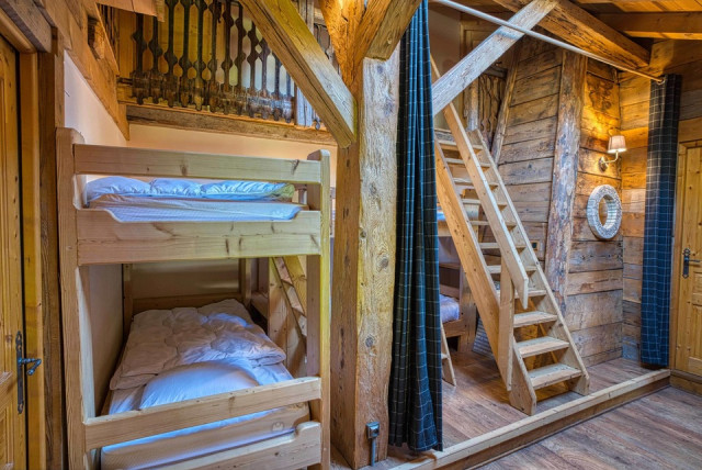 Chalet Les Oisillons, Dormitory bunk beds, Châtel Luge track