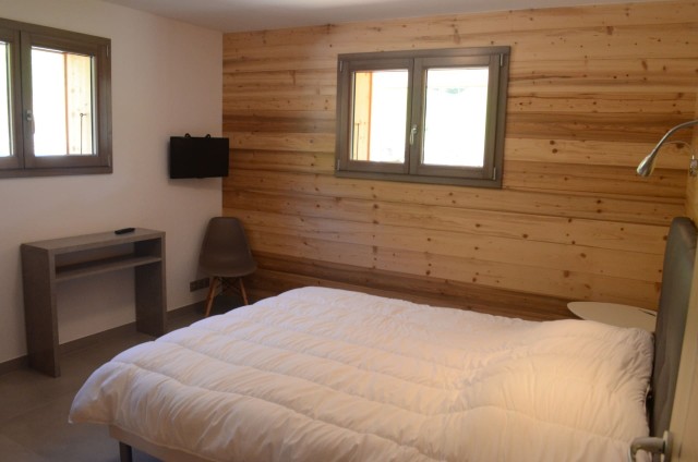 Chalet les sources, room 1 double bed on ground floor, Châtel