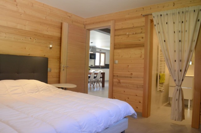 Chalet les sources, bedroom 1 double bed on ground floor, Châtel Portes du Soleil