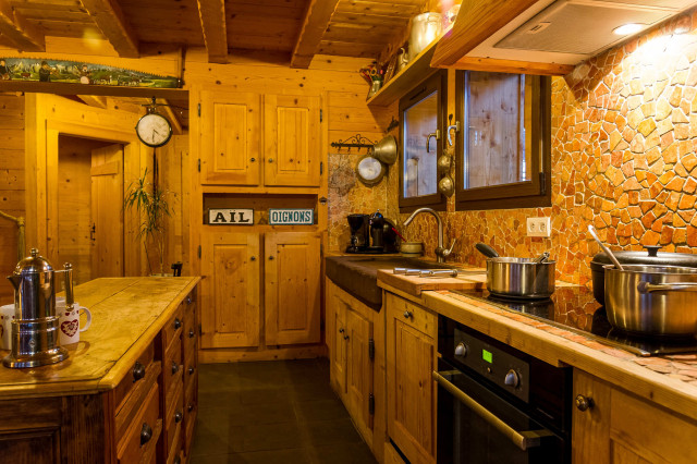 Chalet Les Vuargnes, Kitchen, Châtel Ski rental 74