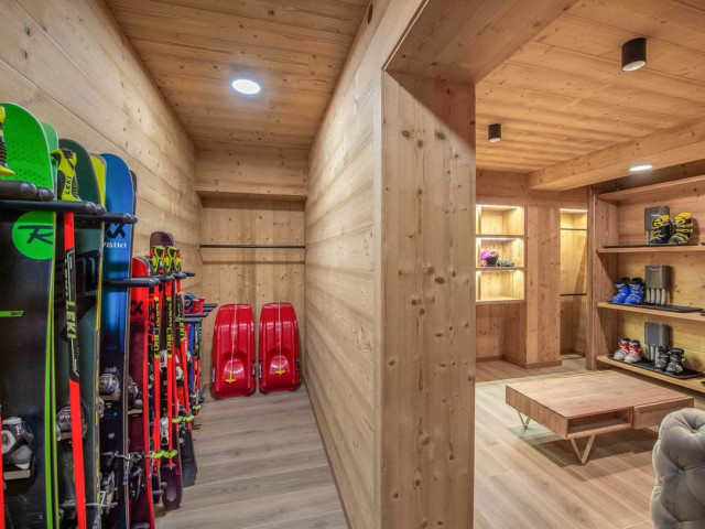 Chalet Linga, Ski room, Chatel, Ski lift