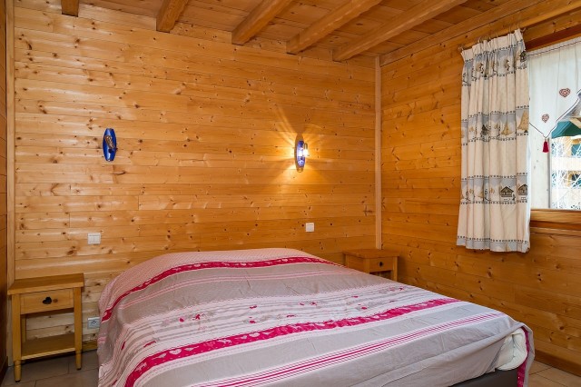 Chalet Linga Vert, Châtel, debroom, mountain holiday