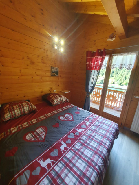 Chalet Lou Polaye Châtel, Bedroom 1 double bed, Chatel Reservation Rental