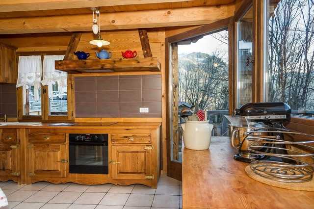 Chalet Neiges Eternelles, Kitchen, Châtel Family holidays