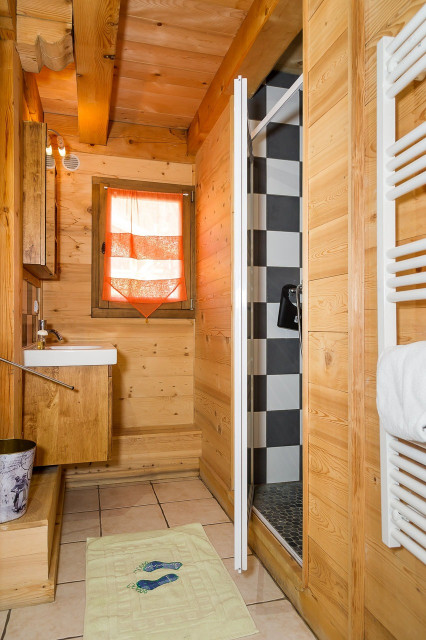 Chalet Neiges Eternelles, Salle de douche, Châtel 74390