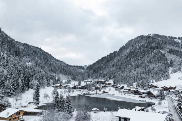 Chatel, Vonnes Lake, Mountain activities