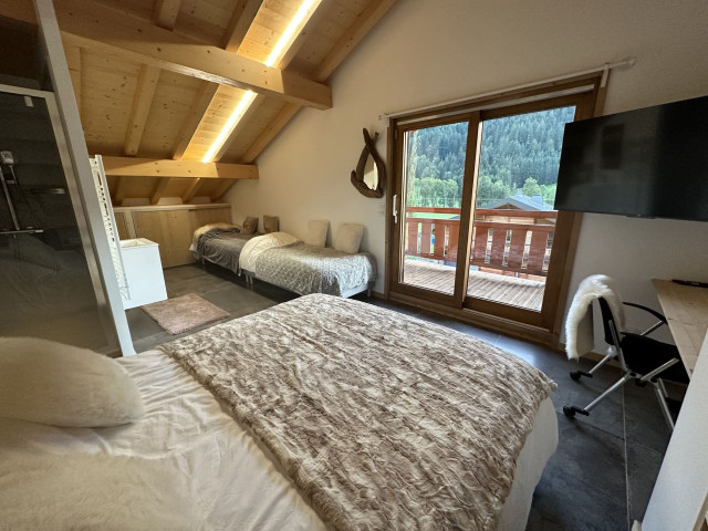Semi Chalet Vadel, La Chapelle d'Abondance, Bedroom 1 double bed + 2 single beds, Walks 74