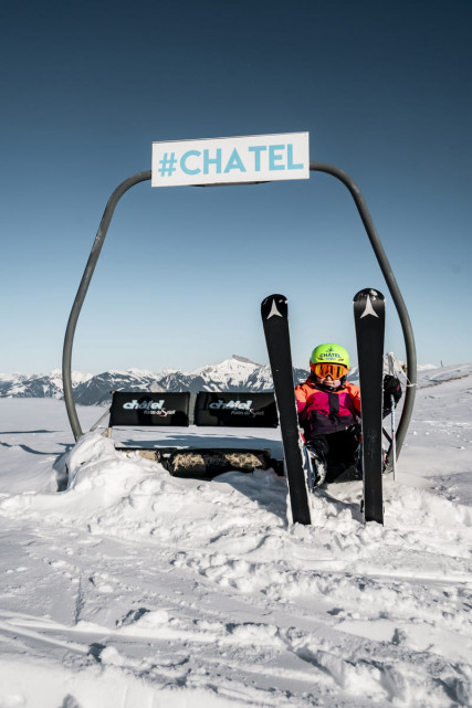 Kid chatel winter snow