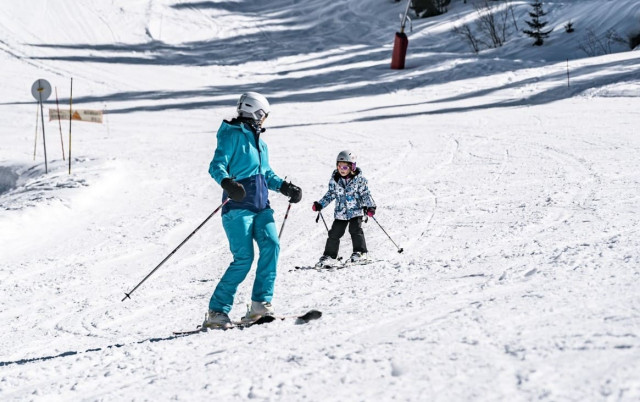 Family ski in Chatel, France