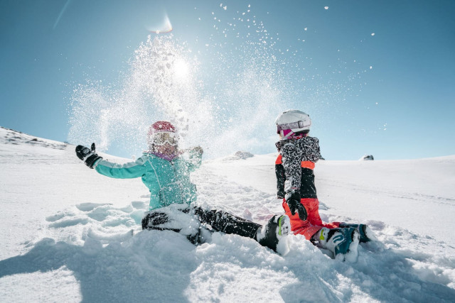 Faire du ski en famille à Châtel cet hiver