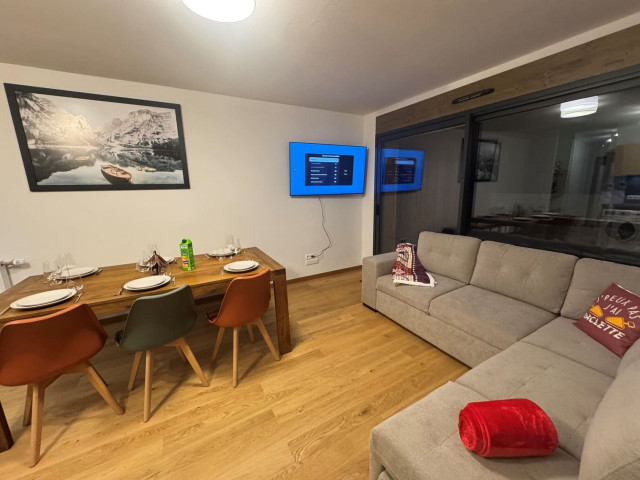 Les Soldanelles, appartment 4B, Chatel, living room, moutains