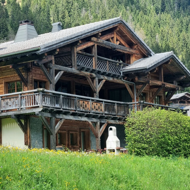Location chalet 14 personnes Les Romains à Châtel, été hiver