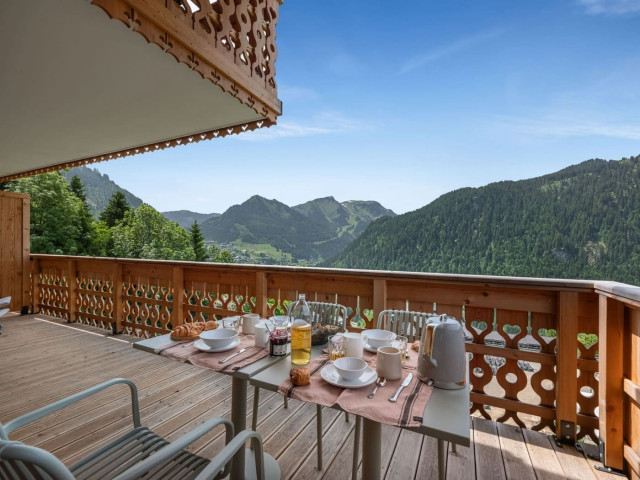Résidence Alchimie, Apartment B23, Terrace with mountain view, Châtel Family Holidays