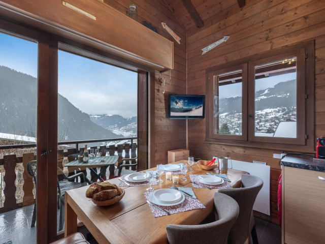 Residence Alpina, Apartment 6, Living room, Châtel valley view