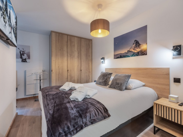 Apartment block Art Mony, Apartment 203, Chatel, Double bedroom, Authentic village