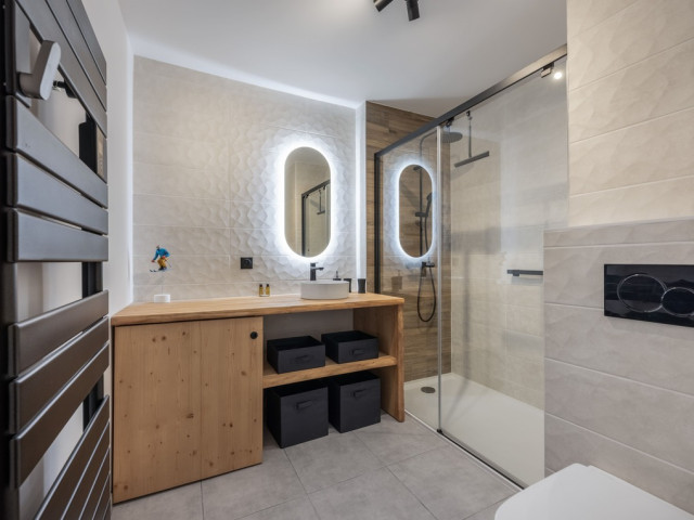 Apartment block Art Mony, Apartment 203, Chatel, Shower room, Mountain adventure