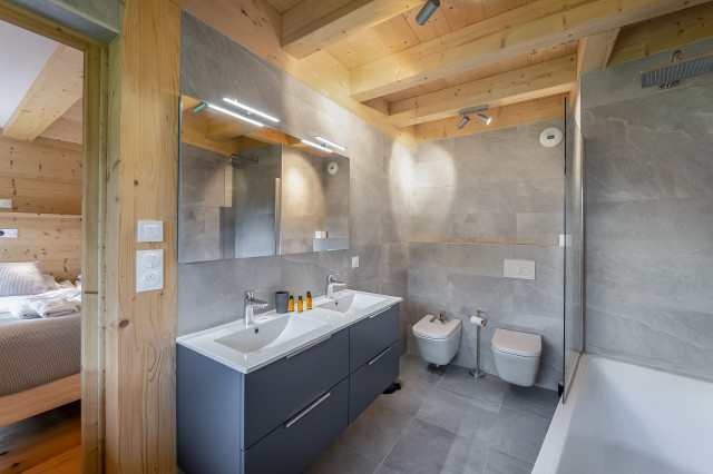 Résidence chalet de Vonnes - Appartement 10 - salle de bain - chatel haute-savoie