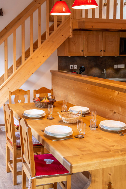 Chalets des Freinets Residence, Building C, Apartment 301, dining room, Châtel, Haute-Savoie