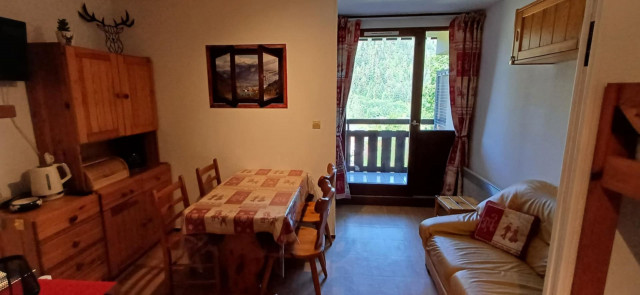 Residence Chaumière des neiges, apartment 2008B, Stay, Châtel Vacation Rentals