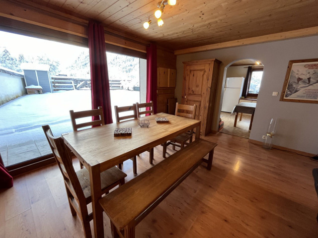 Résidence CRISTAUX DES NEIGES, Appartement 8 personnes, salle à manger, Châtel Les Portes du Soleil