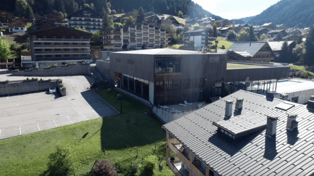 Residence Grand Tetras, Apartment 203, Location of the residence, Mountains in summer and winter