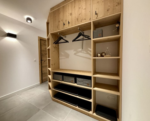 Résidence l'Alchimie, Appartement 11C, Châtel, Entrée, Matériel de ski