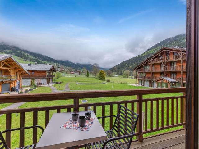 Residence Le Mont Blanc - Oasis, Apartment 07A, Chatel, Balcony and view, Sun