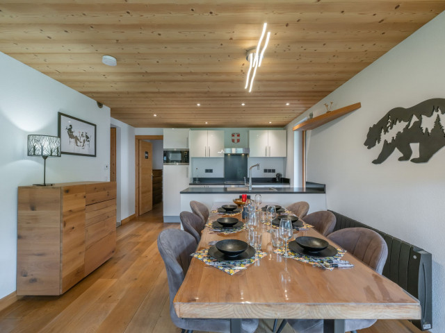 Residence Le Mont Blanc - Oasis, Apartment 07A, Chatel, Dining room and kitchen, Chamois