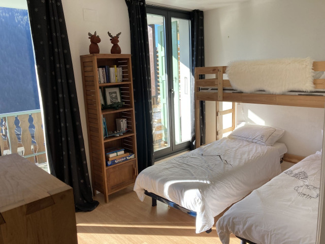 Residence Le Morclan n°15, Room with single bunk bed and two single beds, Châtel Châtel 74
