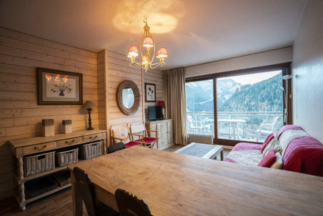 Résidence Le Solarium, dining room and lounge, Châtel Reservation