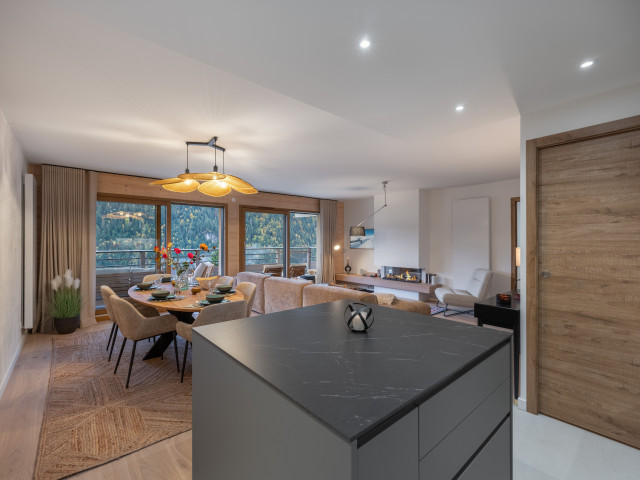 Résidence Le Theleme, Apartment 102, fitted kitchen, Châtel