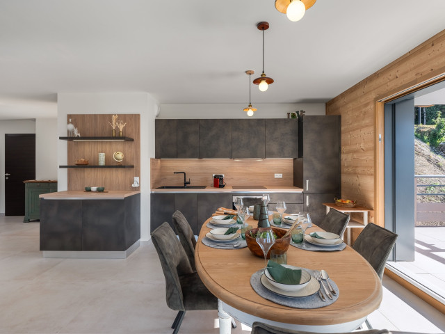 Résidence Le Theleme, Apartment 304 A, dining room, Châtel Les Portes du Soleil