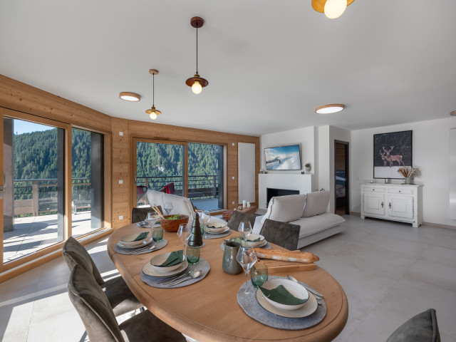 Résidence Le Theleme, Apartment 304 A, dining room, Châtel Les Portes du Soleil