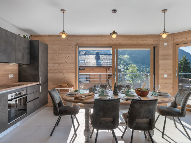 Résidence Le Theleme, Apartment 304 A, dining room, Châtel Les Portes du Soleil